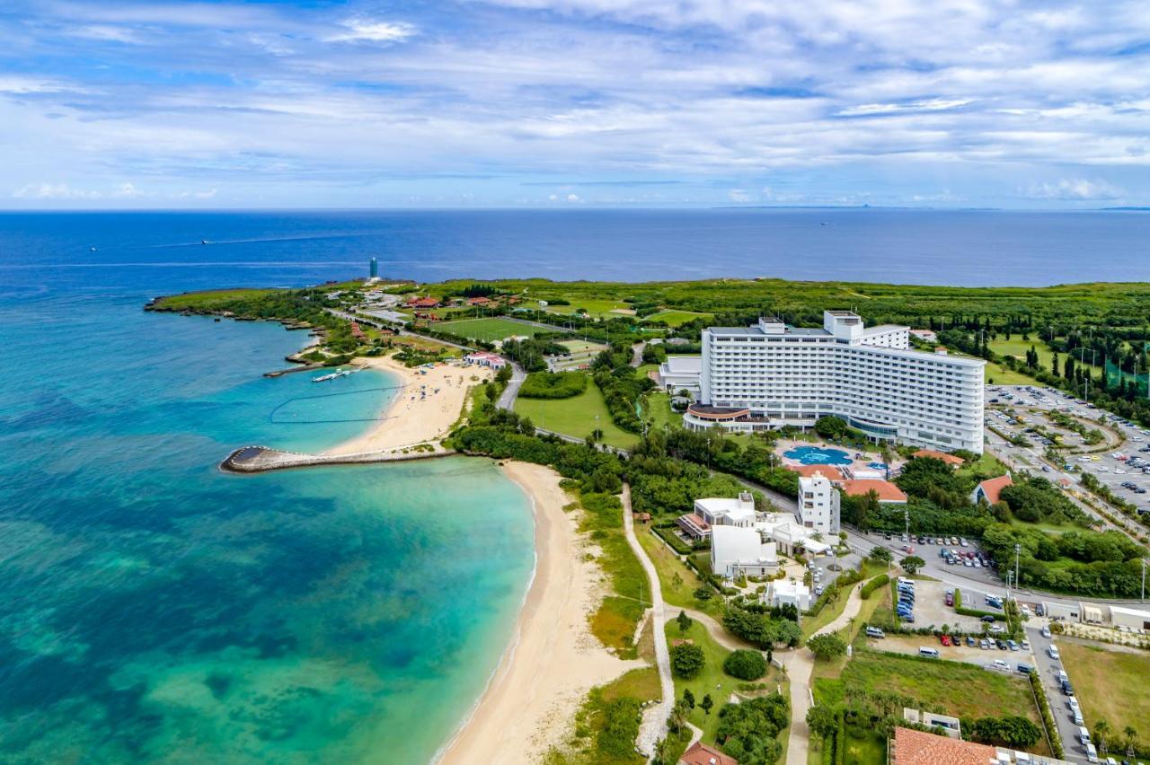 Royal Hotel Okinawa Zanpamisaki Yomitan Eksteriør billede